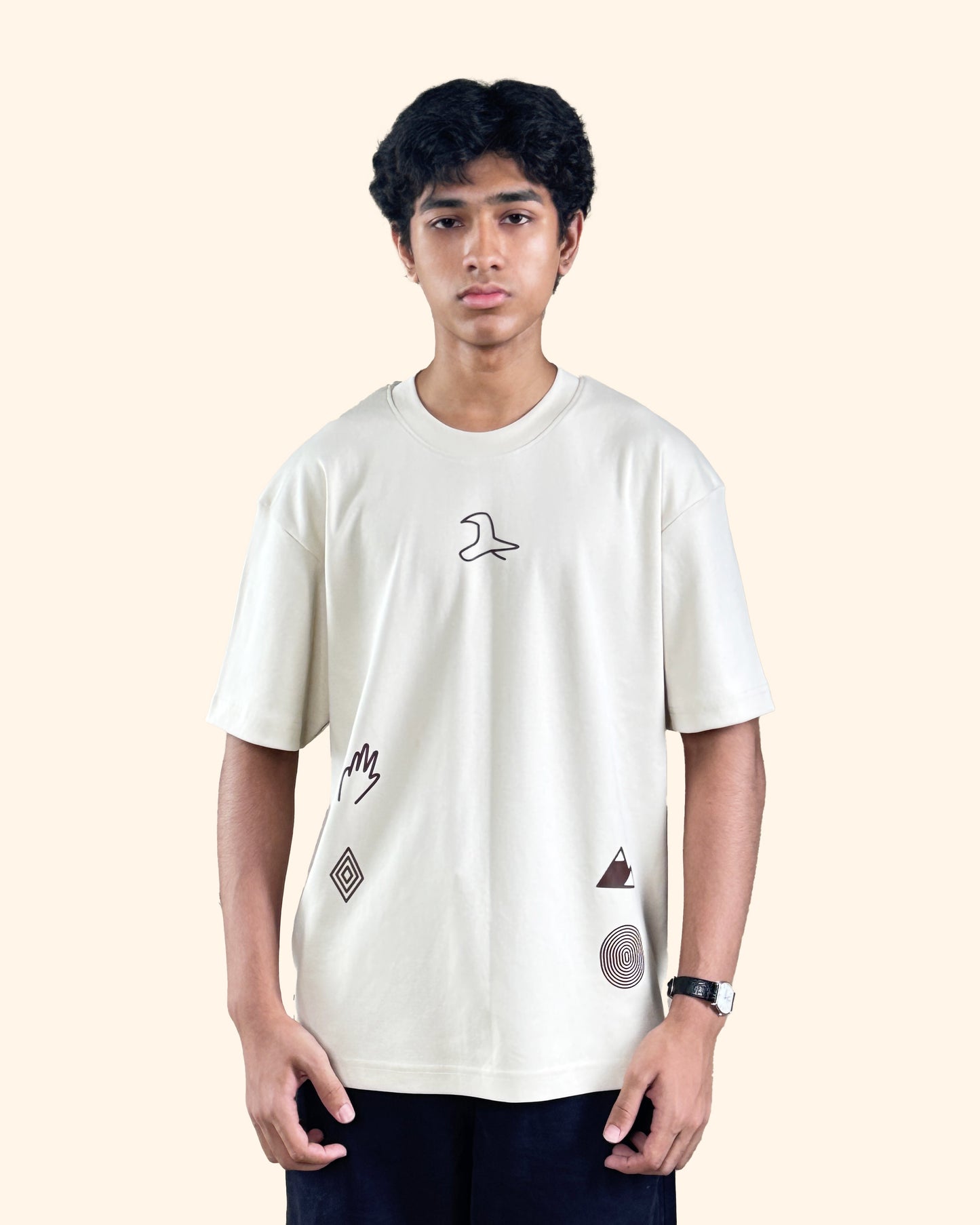 Elevia | Oversized Graphic Tee