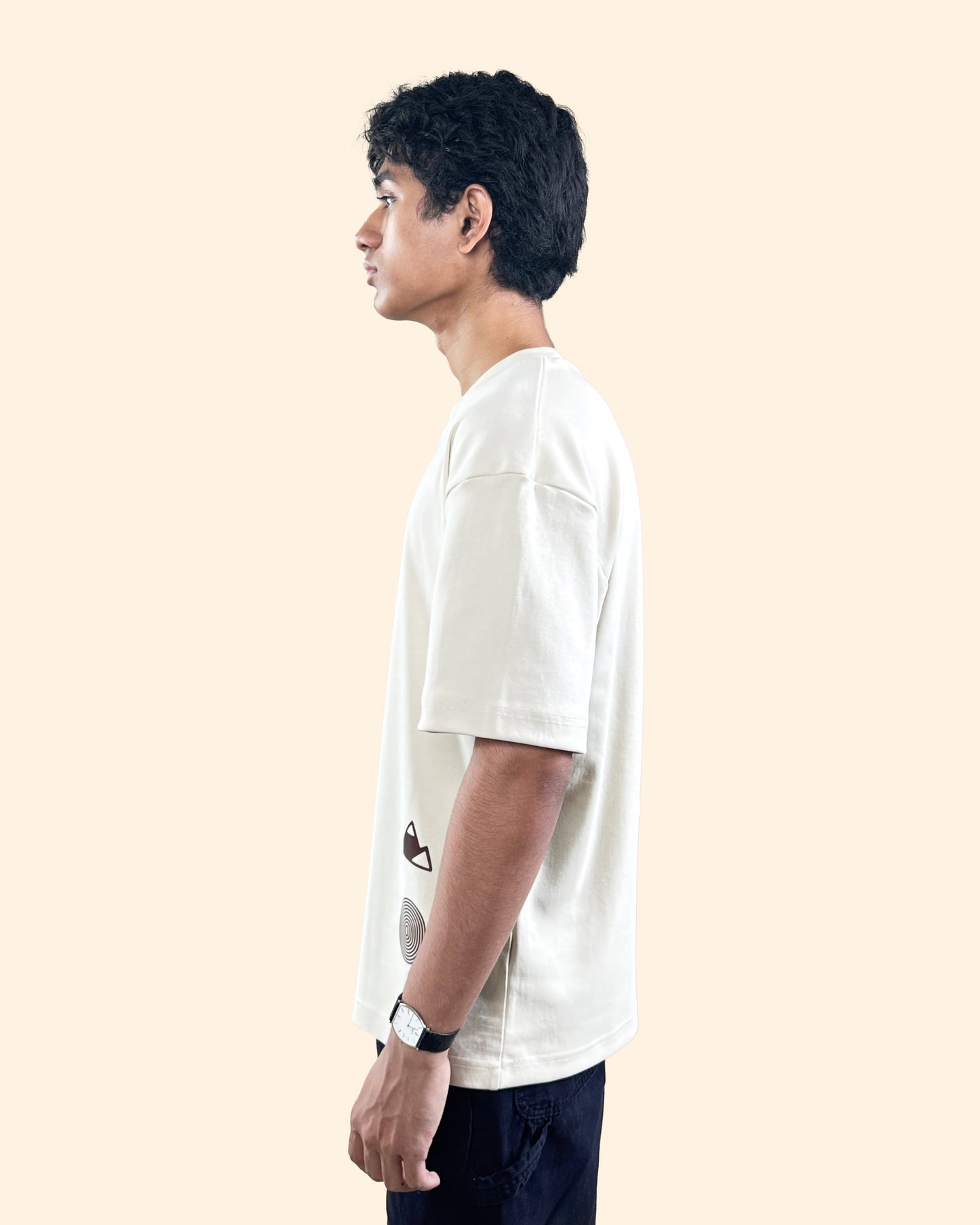 Elevia | Oversized Graphic Tee