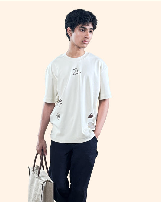 Elevia | Oversized Graphic Tee